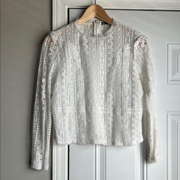 Zara Woman’s White Lace Top with Zipper - Picture 1 of 6